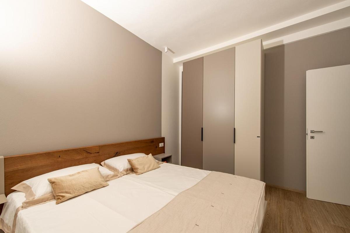 The View Appartement Baveno Kamer foto